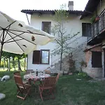 Cascina Bricchetto Langhe 别墅