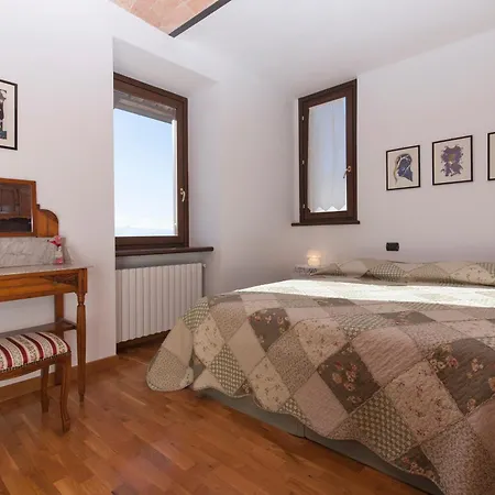 Cascina Bricchetto Langhe * Trezzo Tinella