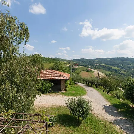Cascina Bricchetto Langhe Villa *