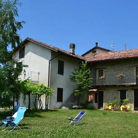 Cascina Bricchetto Langhe Villa